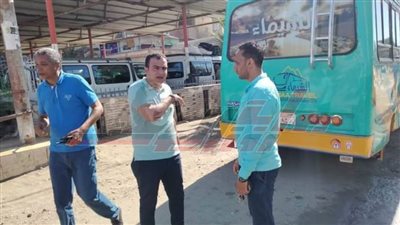 رئيس مدينة الحامول يتفقد مجمع المواقف الالتزام بالتسعيرة الجديدة