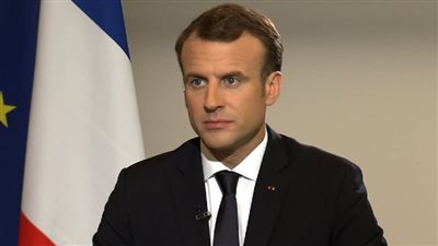 ماكرون يزور موقع حرائق الغابات بجنوب غرب البلاد