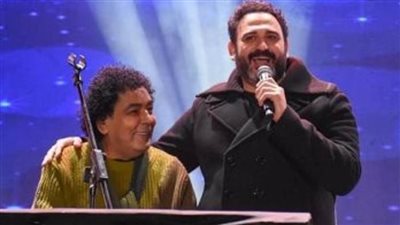 الكينج محمد منير وأكرم حسني وأول تعاون  في أغنية 