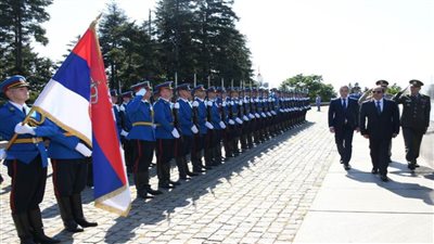 حفاوة كبيرة بالرئيس السيسي في زيارته الأولى لصربيا 