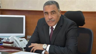 محافظ مطروح يشيد بجهود وزارة المالية في تطبيق النظام الموحد وتنمية وعي العاملين