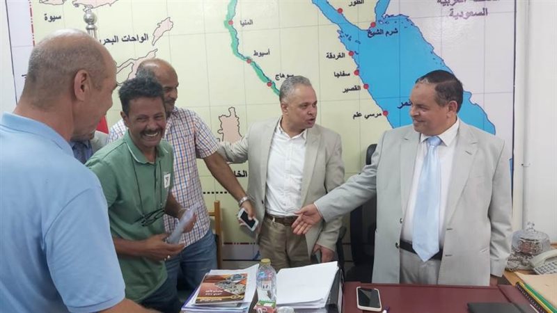 تكريم الموظف الامين