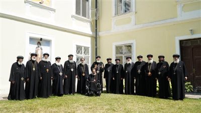 البابا تواضروس الثاني يجتمع بأساقفة وكهنة إيبارشيات أوروبا