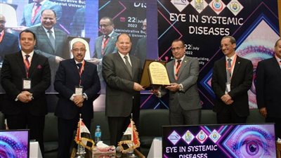 محافظ أسيوط يشهد الجلسة الافتتاحية للمؤتمر السنوي الأول لمستشفى الرمد عن أمراض العيون