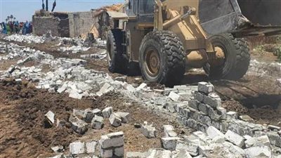 إزالة 5 حالات تعدٍّ بالبناء على الأراضي الزراعية في سوهاج