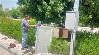 متابعة أعمال النظافة والإنارة بحيِّ ثالث 