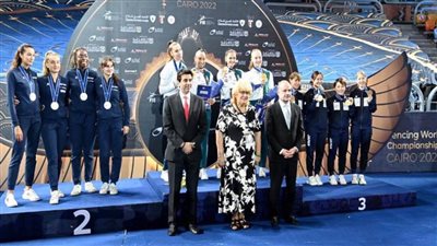 منتخب سيدات المجر لسلاح السيف يفجر مفاجأة ويتوج بذهبية الفرق ببطولة العالم للمبارزة