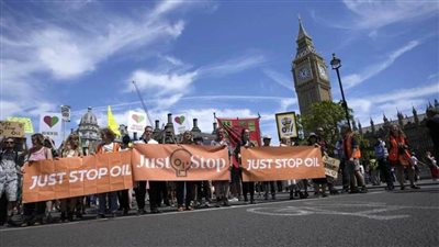 مظاهرة في لندن ضد تغير المناخ بعد موجة الحر القاتلة