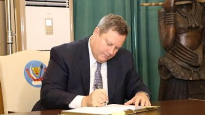 المبعوث الأمريكي للقرن الأفريقى يبدأ زيارة لمصر في جولة تشمل الإمارات وإثيوبيا