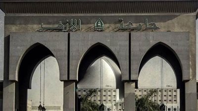 جامعة الأزهر: نشوب حريق بمخلفات خلف مبنى كلية طب أسنان وتمت السيطرة عليه