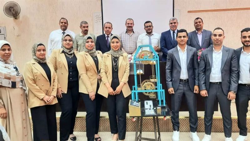 فريق عمل الجراج الآلى