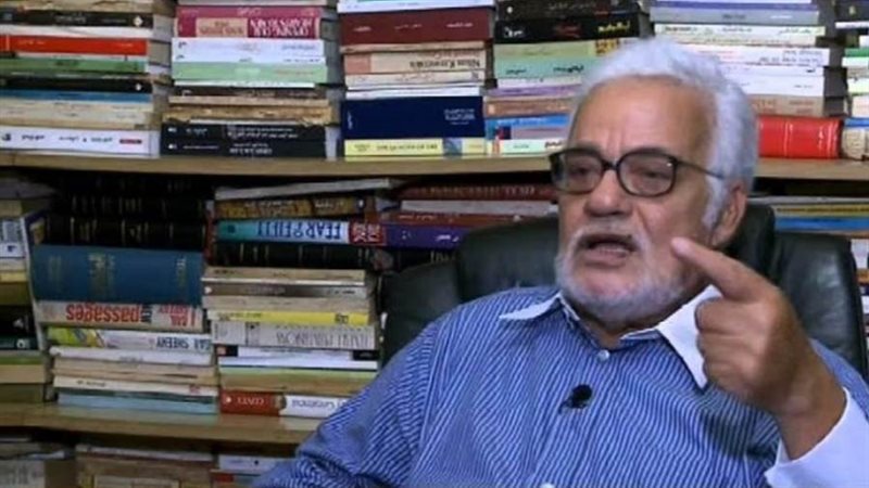 الكاتب الصحفي منير