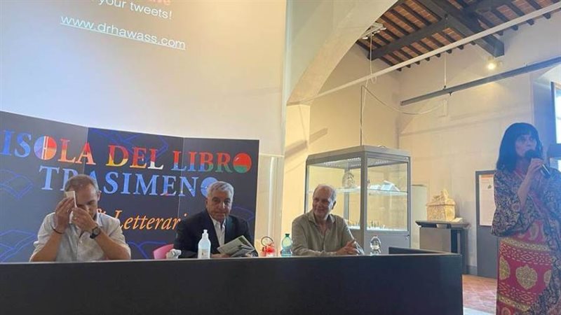 جانب من اللقاء