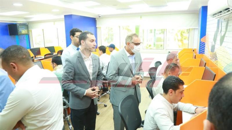 جولة المحافظ