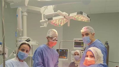  جراحة عاجلة لرضيعين يعانيان من عيب خلقي بمستشفى ديرمواس.. صور 