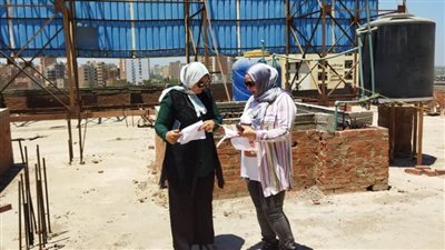 حملة لإزالة الإعلانات العشوائية بشوارع المنصورة 