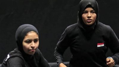 حبيبة البسومي وهاجر شحاتة تتوجان بالميدالية الفضية ببطولة إفريقيا لتنس الطاولة للناشئات