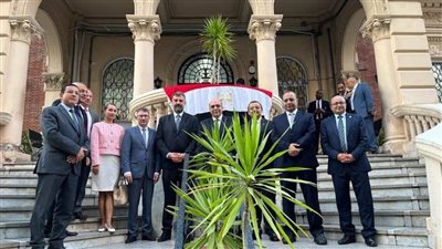 البيت الروسي بالإسكندرية يحتفل بإزاحة الستار عن اللوحة التذكارية لإيفان بافلوفيتش أوموف