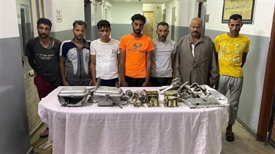 ضبط تشكيل عصابي سرق صناديق الإشارة بالشرقية