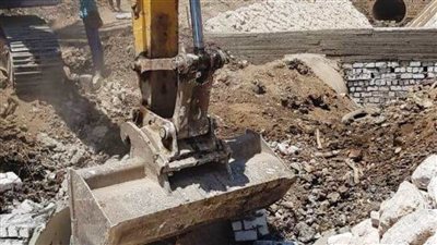  إزالة 11 كوبري مخالفًا على ترعة 