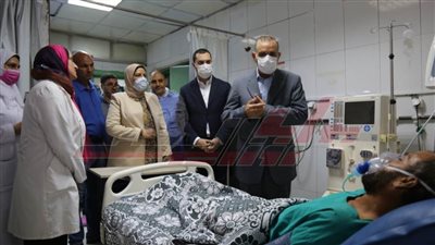 صرف إعانة عاجلة لعامل أصيب أثناء عمله بكفر الشيخ