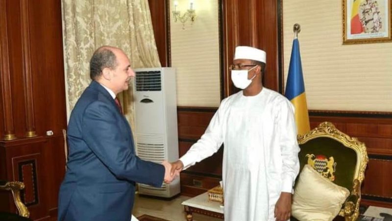 ديبي والسفير أسامة