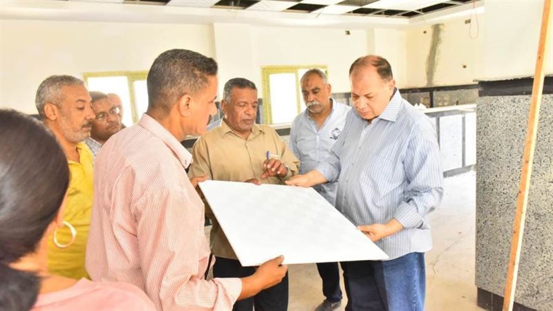 محافظ أسيوط يتفقد