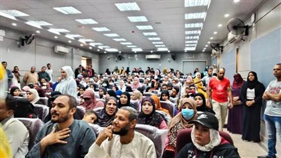 مشاركة 900 شاب وفتاة في الملتقى التوظيفي بأبوتشت بقنا