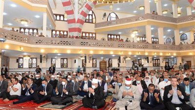 بتكلفة 30 مليون جنيه.. محافظ الدقهلية ومفتي الجمهورية يفتتحان مسجد الروضة بميت غمر