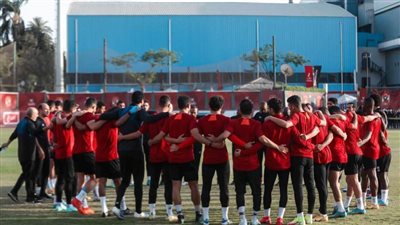 الأهلي يوقع عقوبة مالية على 4 لاعبين بسبب مخالفة التعليمات