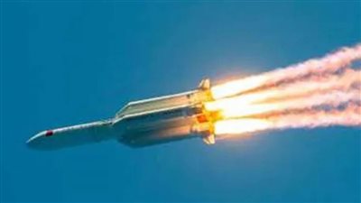 بث مباشر.. معهد الفلك يتابع رصد الصاروخ الصيني الخارج عن السيطرة لحين سقوطه