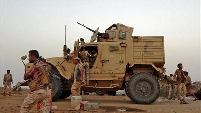الجيش اليمني يتصدى لهجمات الحوثيون على مواقع القوات الحكومية غربي تعز