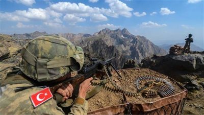 نواب فرنسيون يرفضون العملية العسكرية التركية في سوريا