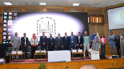 رئيس جامعة أسيوط يشارك في إطلاق ندوة 