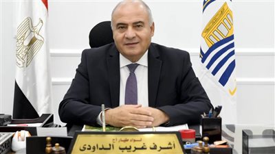 محافظ قنا: تدريب العاملين يحسن بيئة العمل وتقديم خدمة جيدة للمواطن