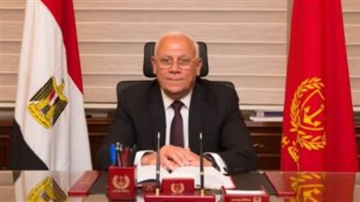 محافظ بورسعيد: استمرار العمل في طلاء عمارات المنطقة السابعة بلون موحد