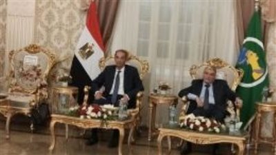 وزير الاتصالات يبدأ زيارته إلى المنيا لافتتاح عدد من المشروعات الرقمية