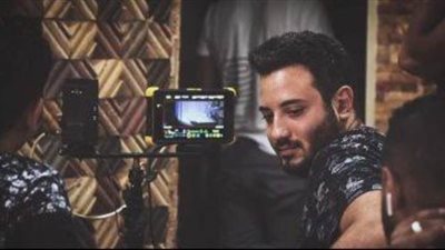 المخرج معتز حسام ينتهي من معاينة أماكن تصوير مسلسل 