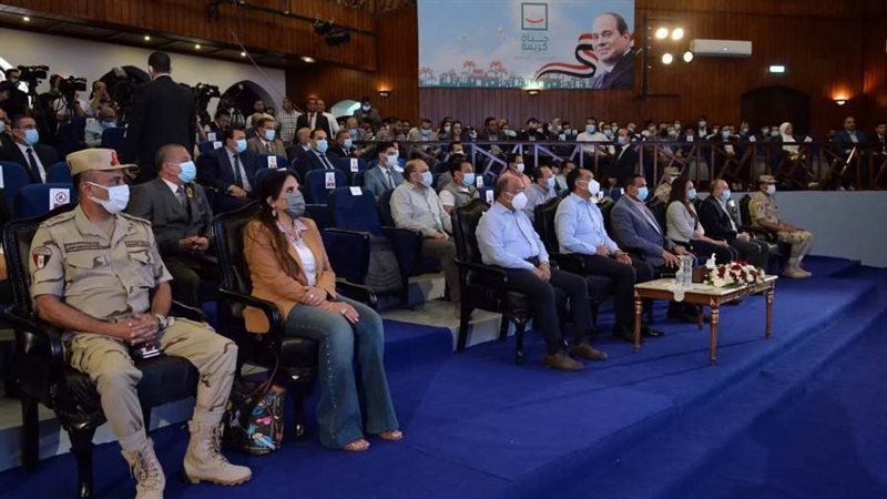 رئيس الوزراء خلال