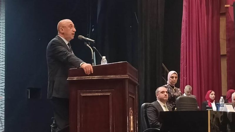 محافظ الإسكندرية