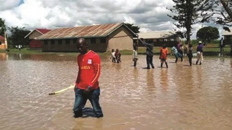 الفيضانات في شرق