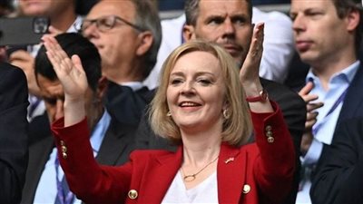 ليز تراس تعزز موقعها في السباق على رئاسة الحكومة في بريطانيا