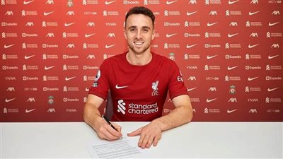 رسميًا.. ديوجو جوتا يوقع على عقد جديد طويل الأمد مع ليفربول حتى 2027