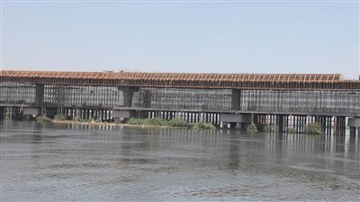 40 % نسبة الإنجاز في محور الفشن الحر على النيل بطول 27 كم