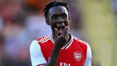 أرسنال يعير فولارين بالوجون لنادي دي ريمس الفرنسي لمدة موسم