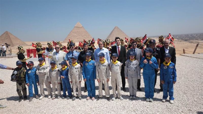 وزير السياحة والآثار