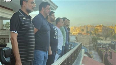 فيتوريا وجهاز المنتخب في مباراة سموحة وسيراميكا كليوباترا