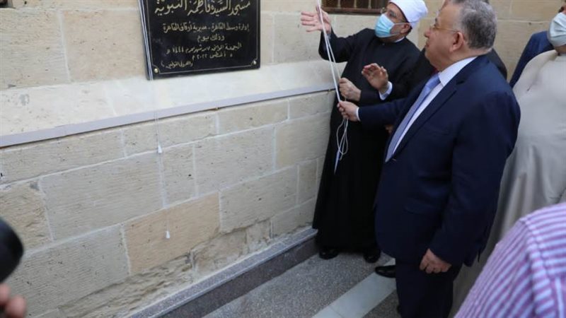 وزير الأوقاف ومحافظ