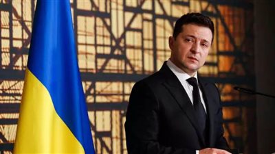 زيلنسكي يتهم روسيا باستهداف محطة 