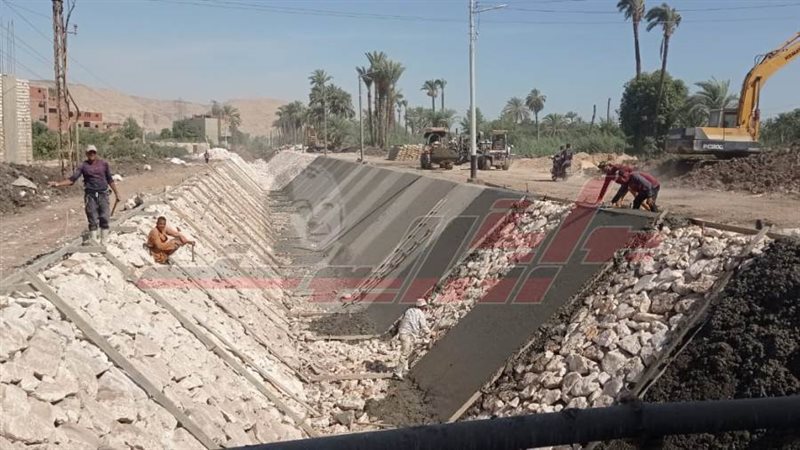 تبطين الترع